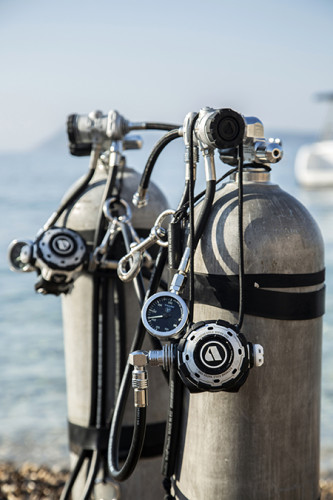 Apeks MTX-R Sidemount