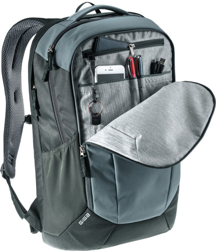 Deuter Giga 28