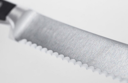 Wusthof Classic Nůž na uzeniny 14 cm